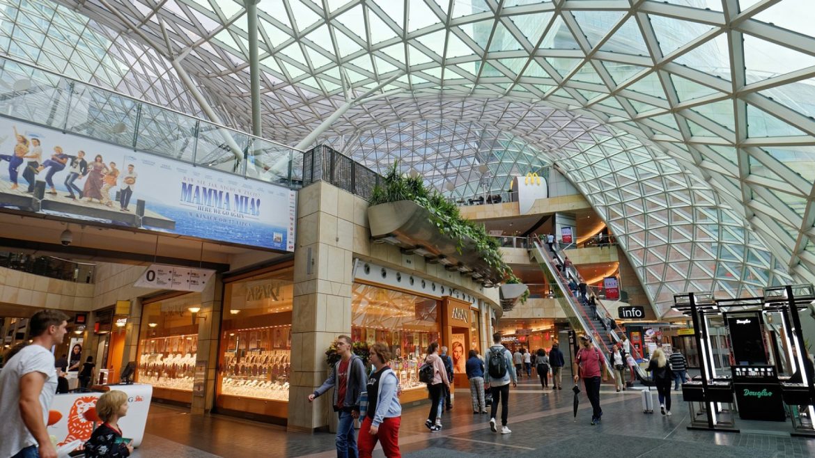 Pourquoi faire ses courses dans un centre commercial ?