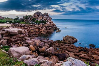 côte de granite rose dans le finistere