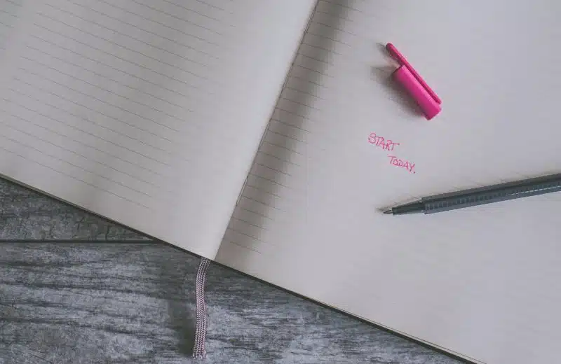 Les avantages et les inconvénients des stylos bille pour une écriture optimale