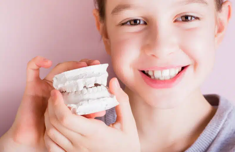 <strong>Encombrement dentaire : comment se calcule la dysharmonie dentomaxillaire (DDM) ?</strong>