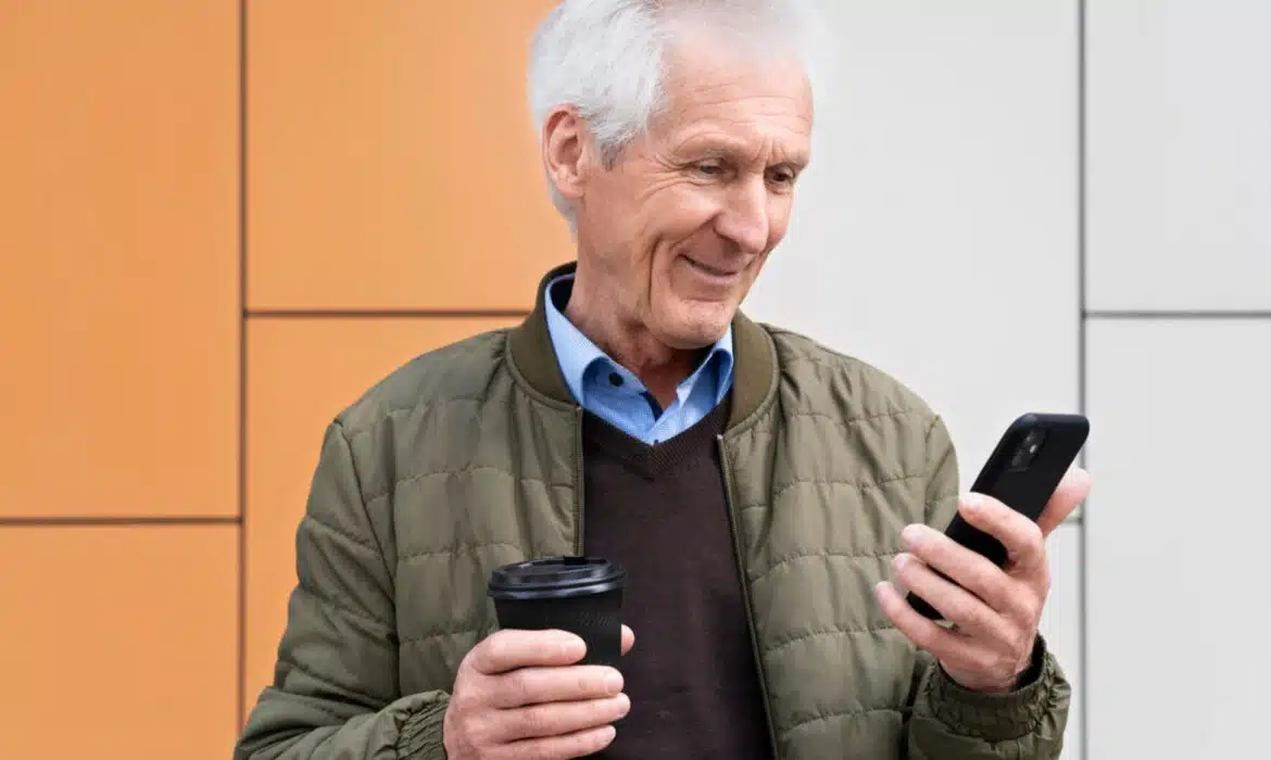 Comment choisir un téléphone portable pour seniors ?