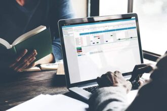 outil de gestion des congés et absences en entreprise