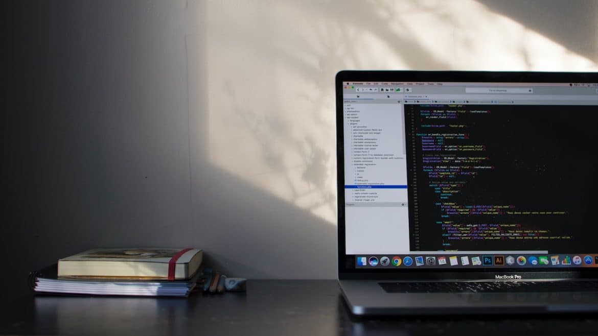 du code sur un écran d'ordinateur